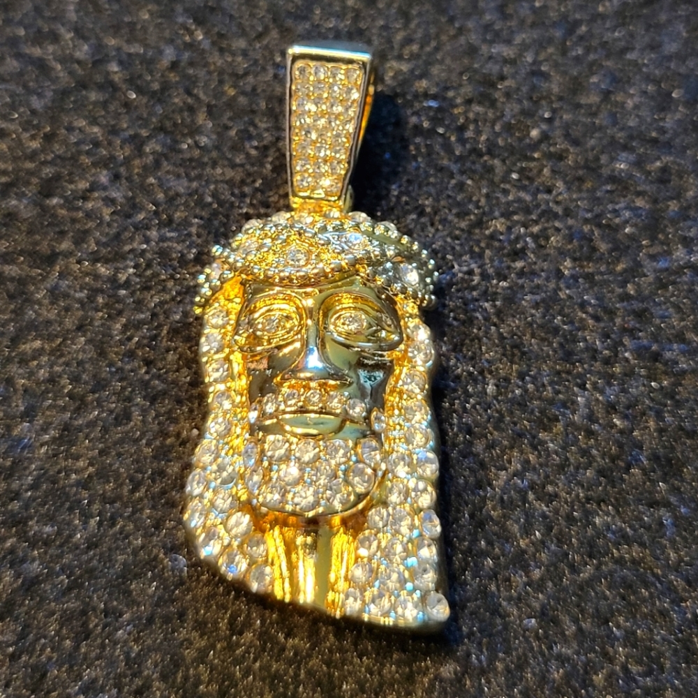 Stainless steel semi iced out Jesus head pendant